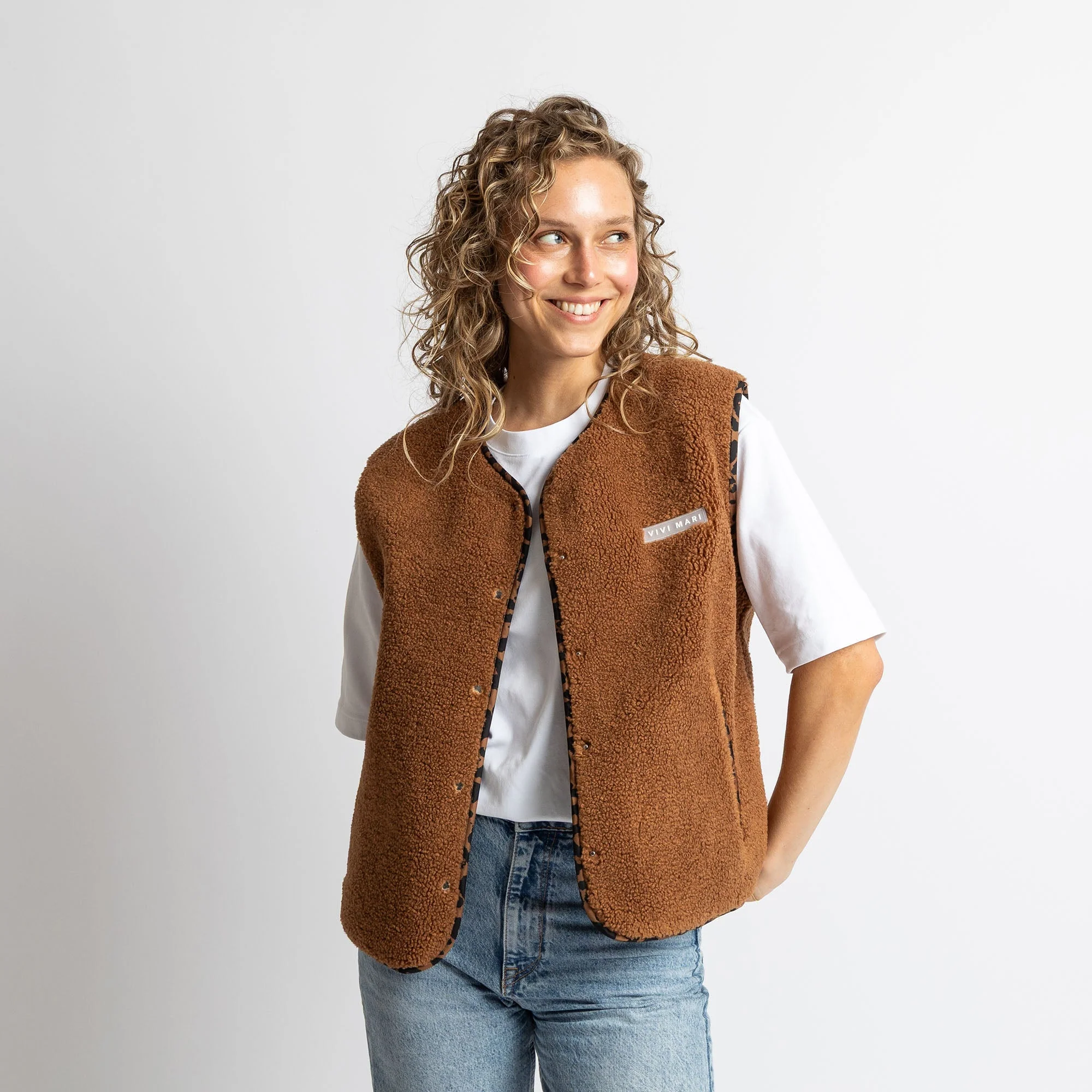 Teddy Fleece Vest - caramel - Image 2