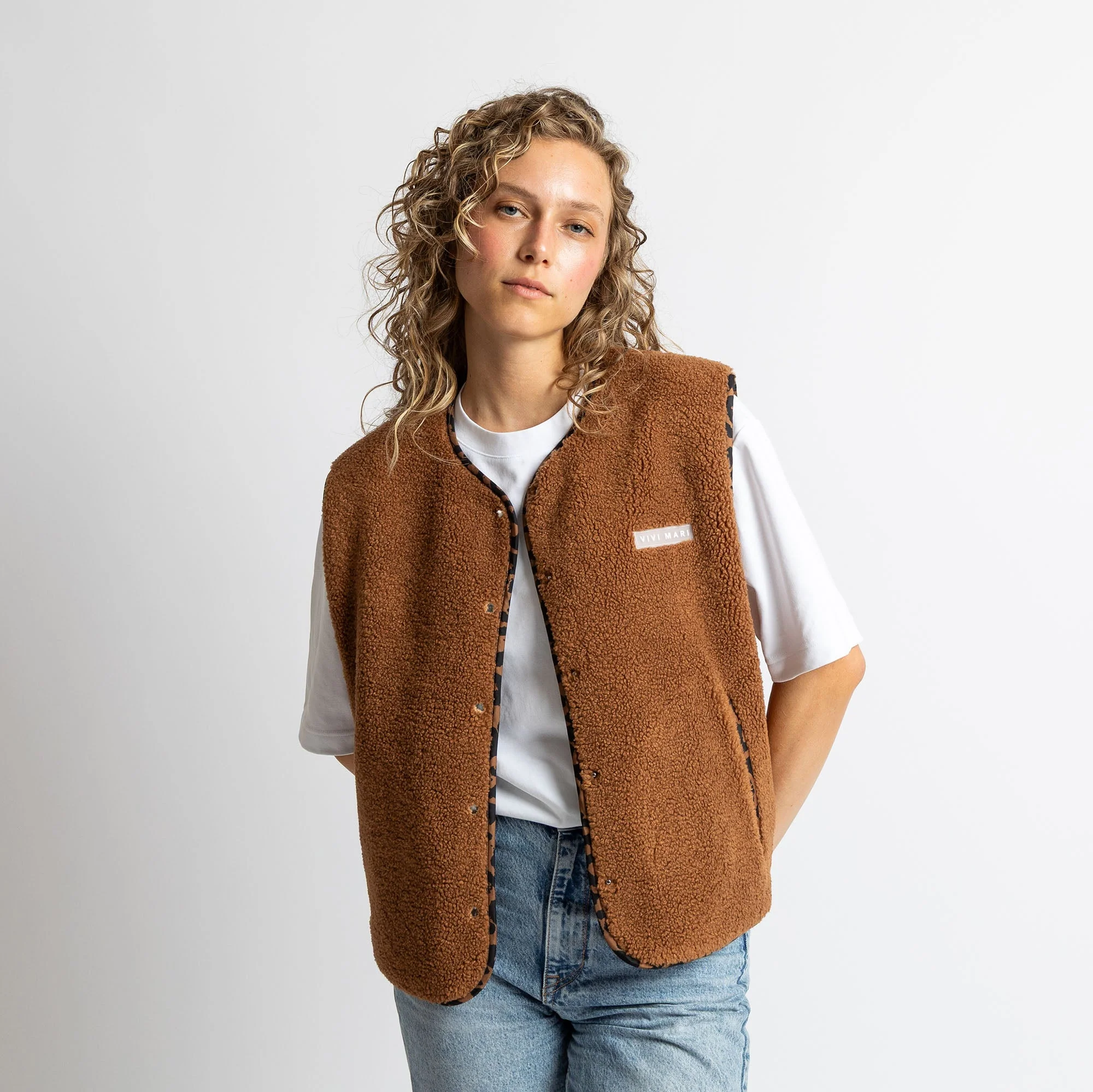 Teddy Fleece Vest - caramel - Image 7