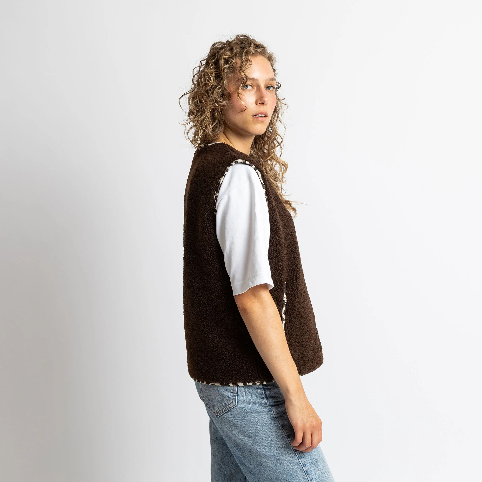 Teddy Fleece Vest - chocolate - Image 3