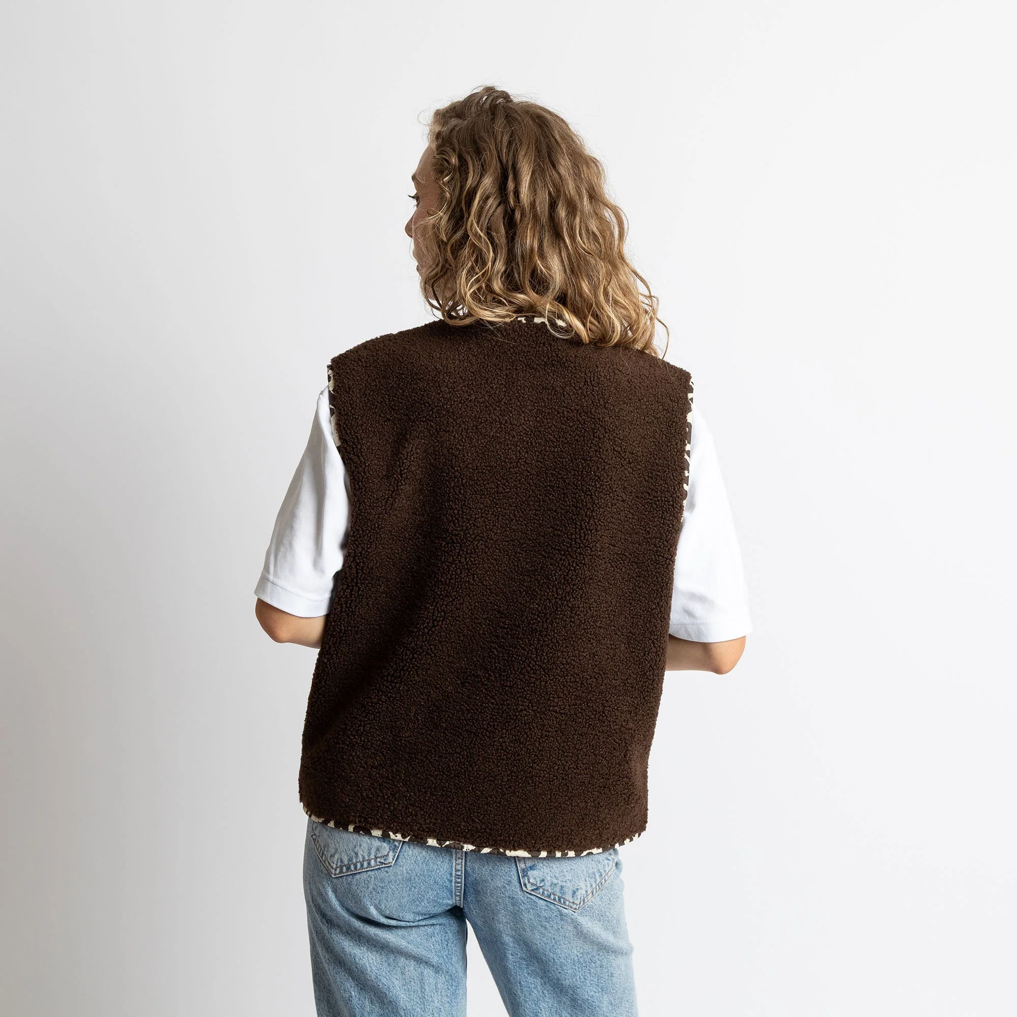 Teddy Fleece Vest - chocolate - Image 5