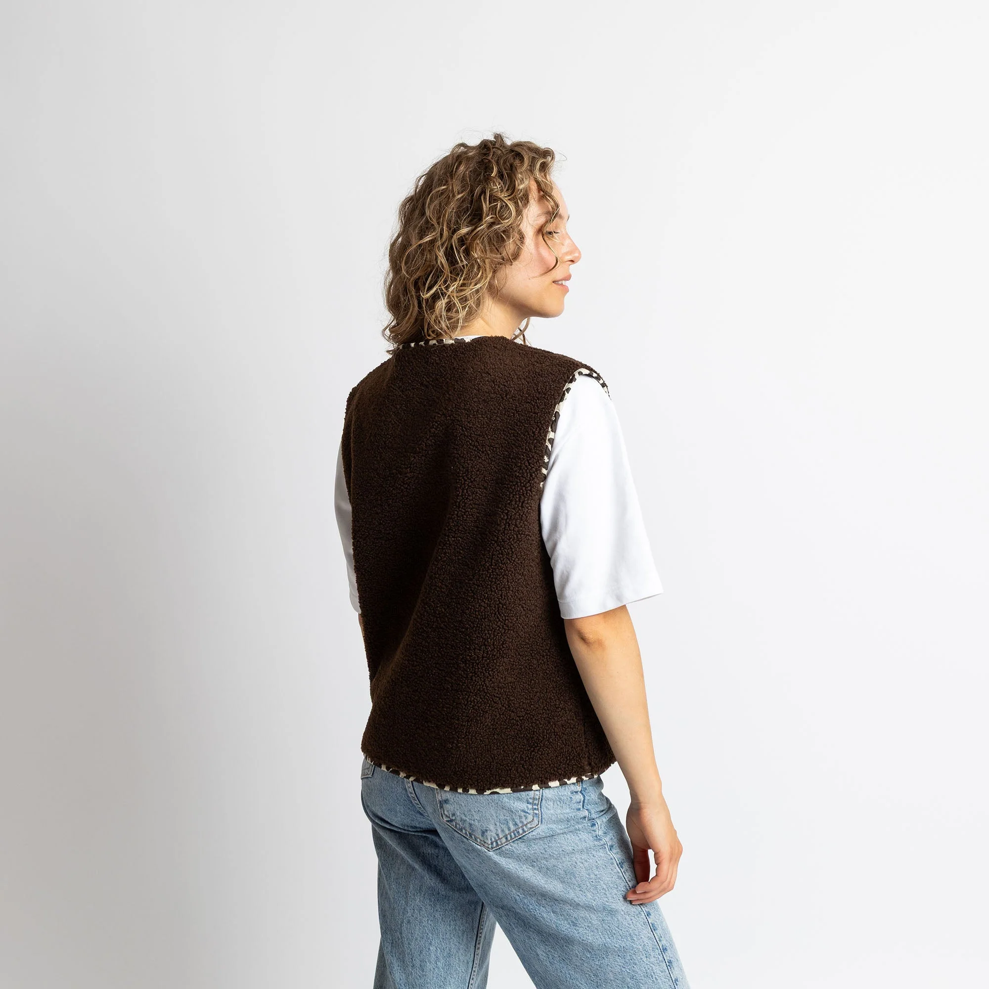 Teddy Fleece Vest - chocolate - Image 7