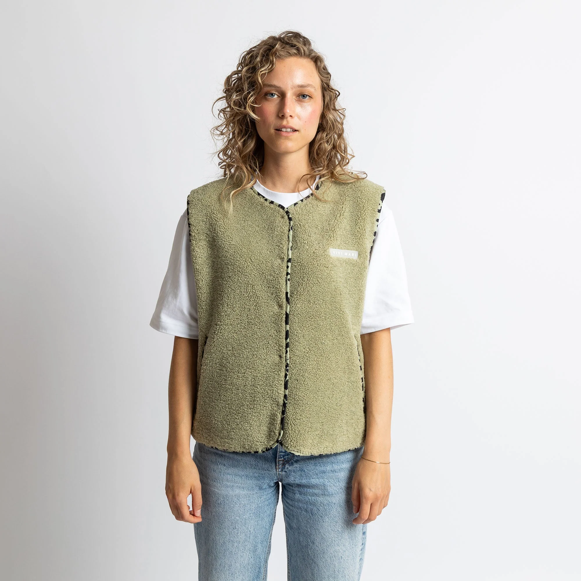 Teddy Fleece Vest - pale olive - Image 8