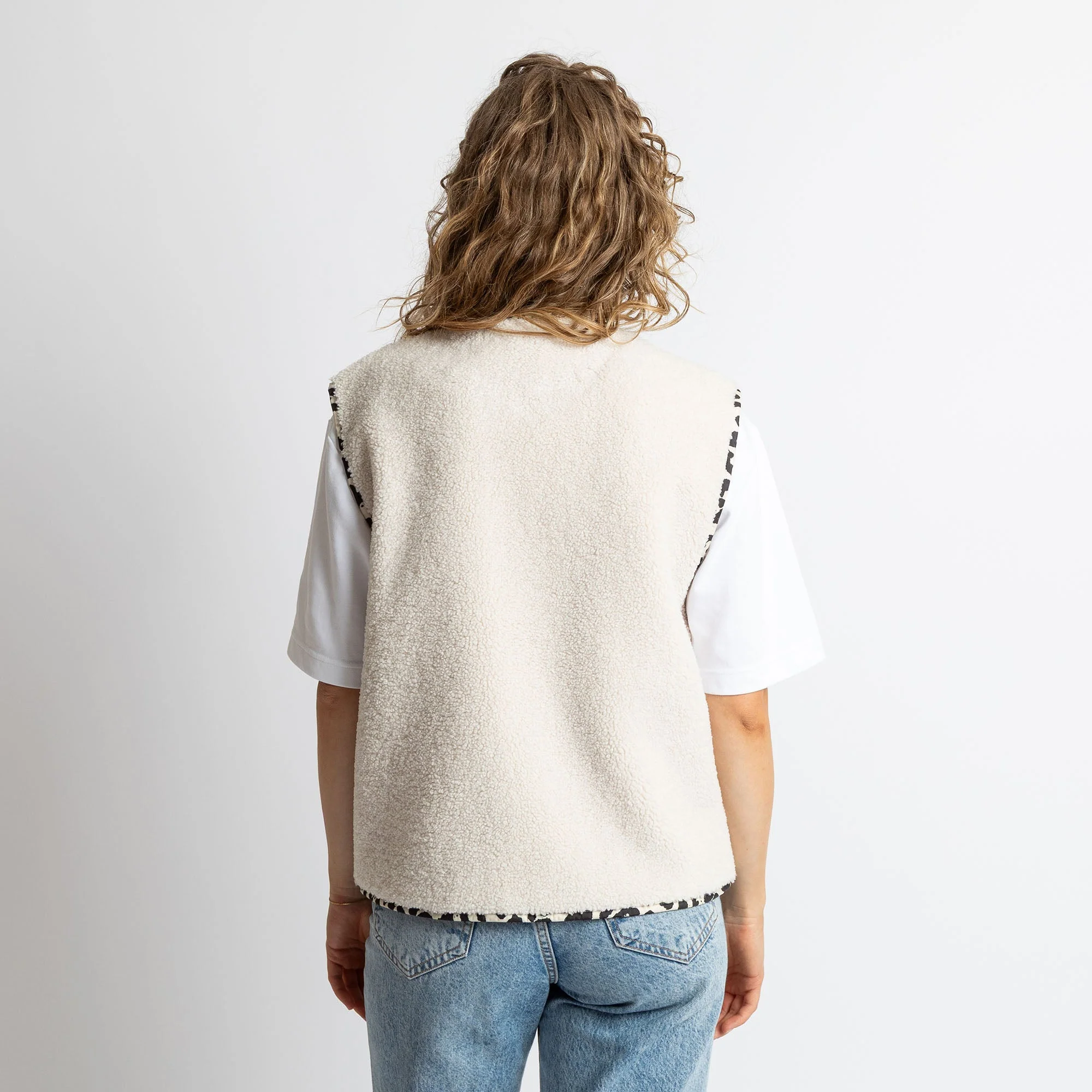 Teddy Fleece Vest - sand - Image 6
