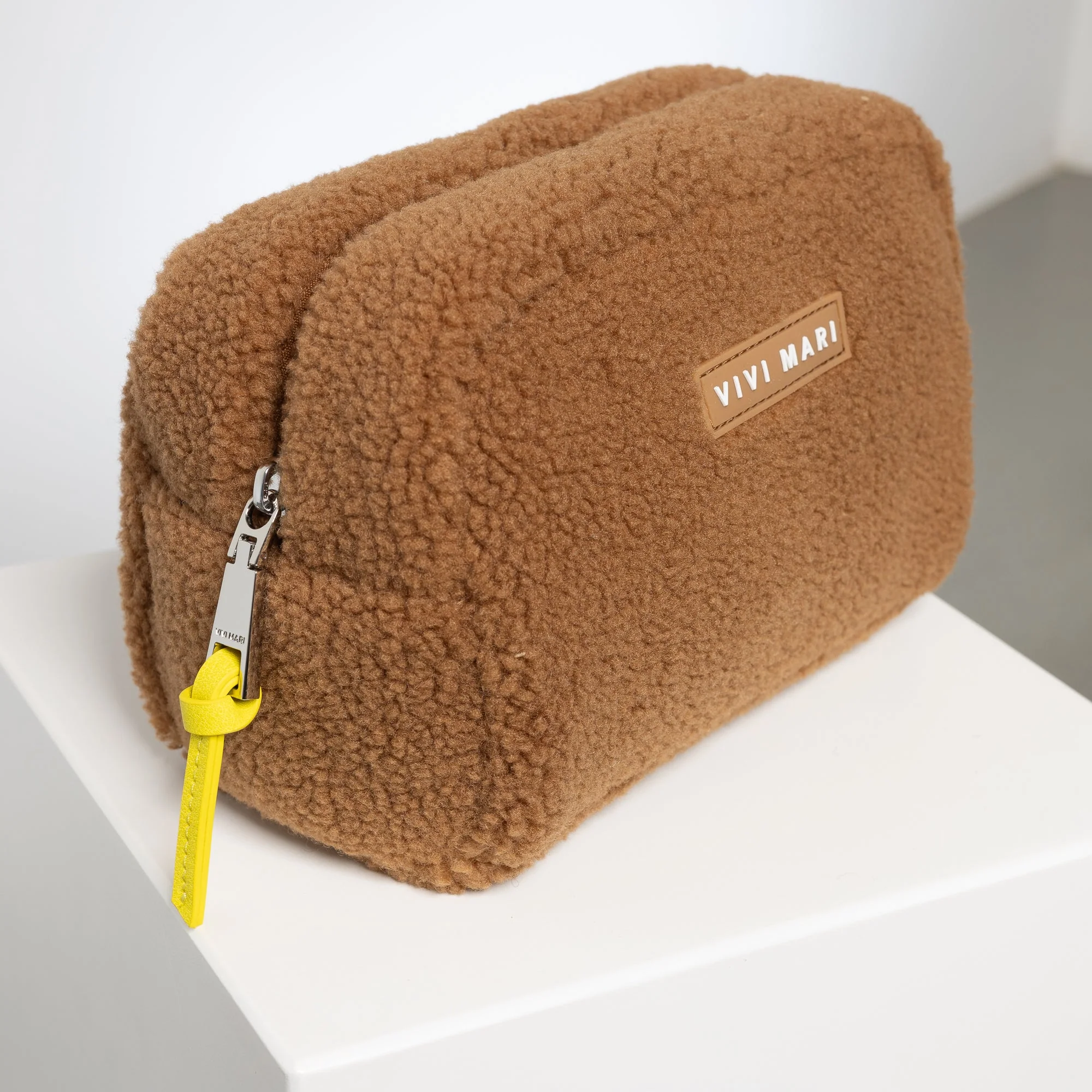 Teddy Toiletry Bag small -  caramel - Image 4