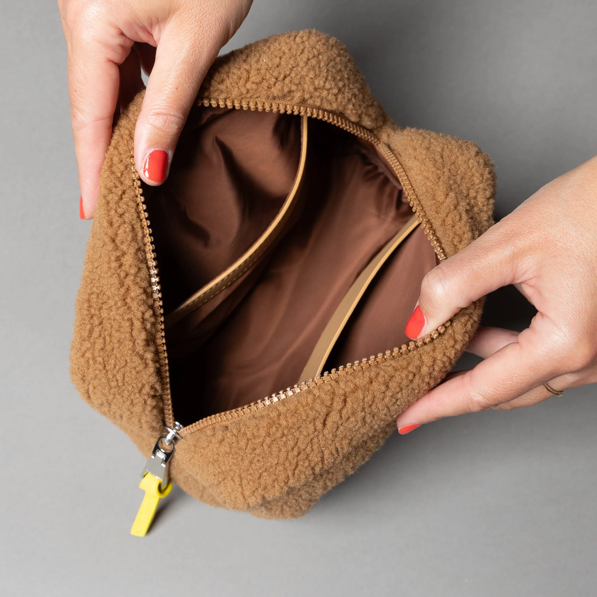 Teddy Toiletry Bag small -  caramel - Image 5