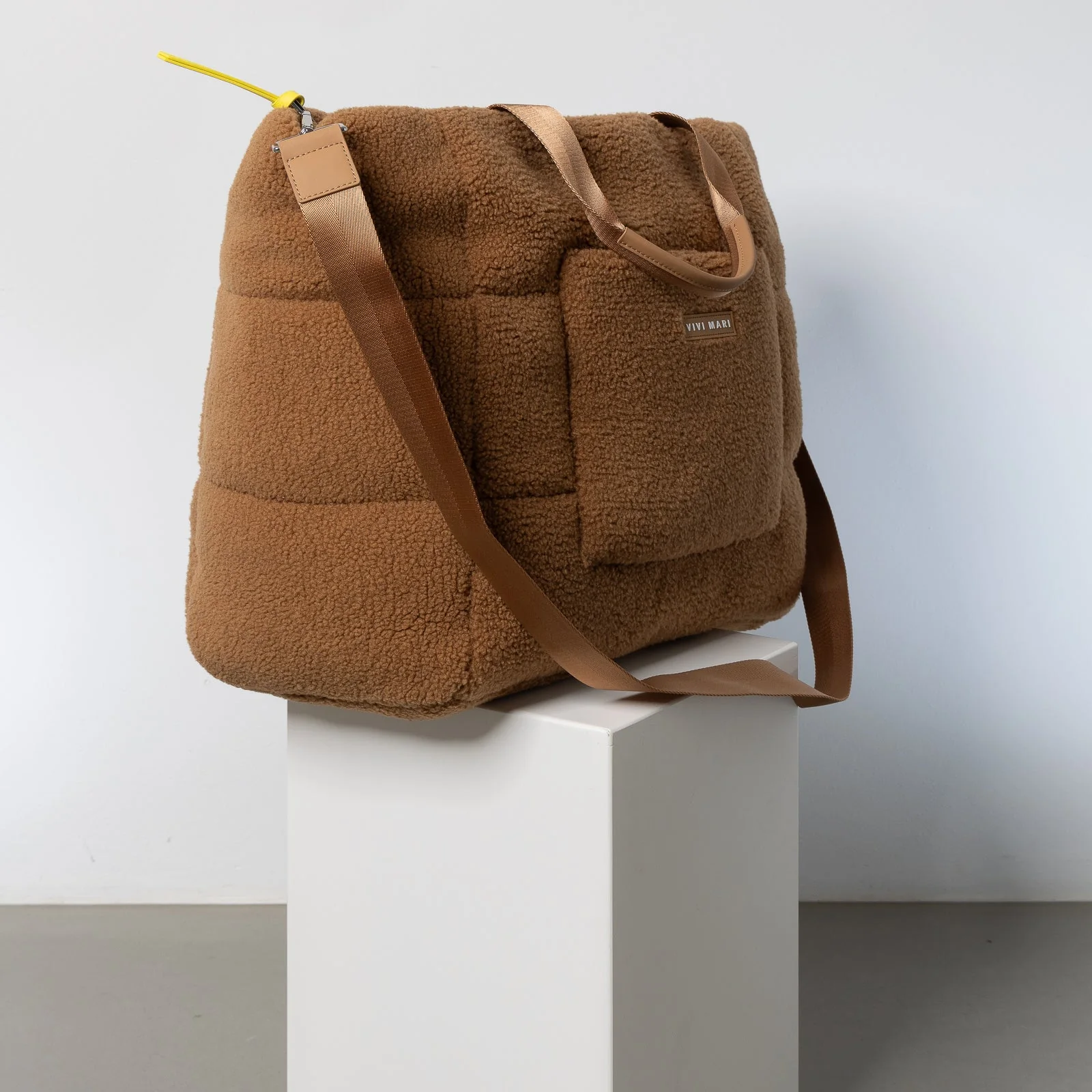 Teddy Tote Bag large + strap basic woven slim - caramel - Image 3