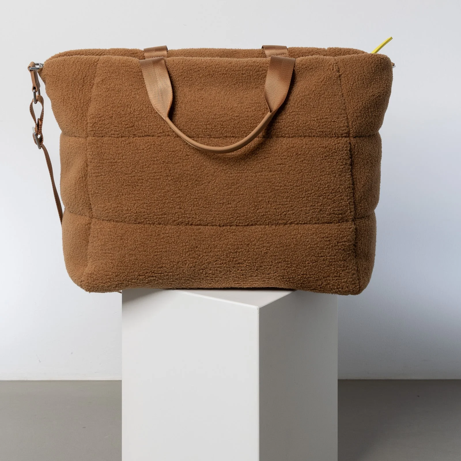 Teddy Tote Bag large + strap basic woven slim - caramel - Image 6