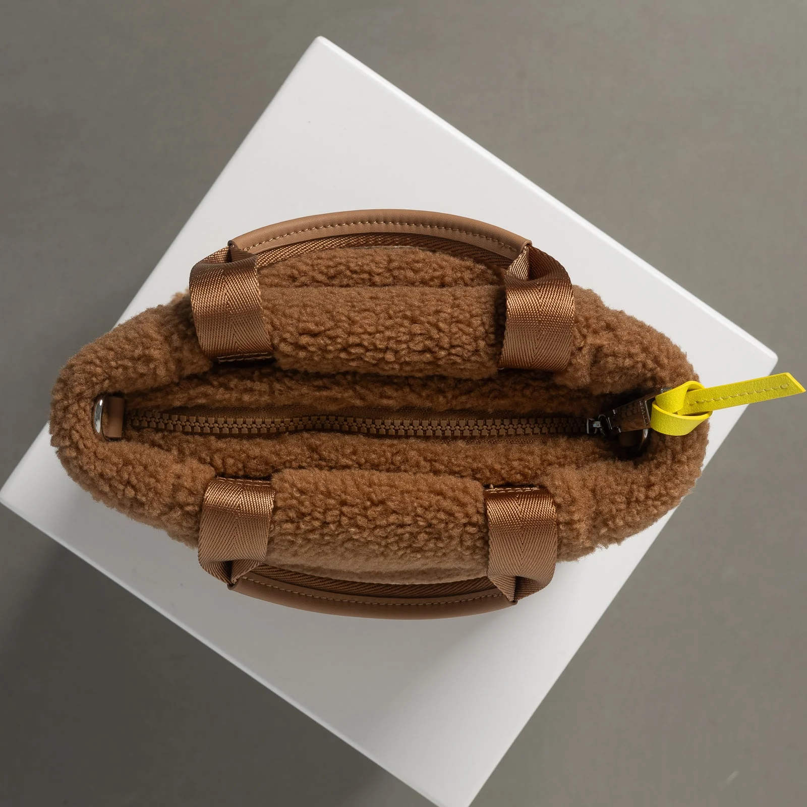 Teddy Tote Bag mini + strap basic woven slim - caramel - Image 9