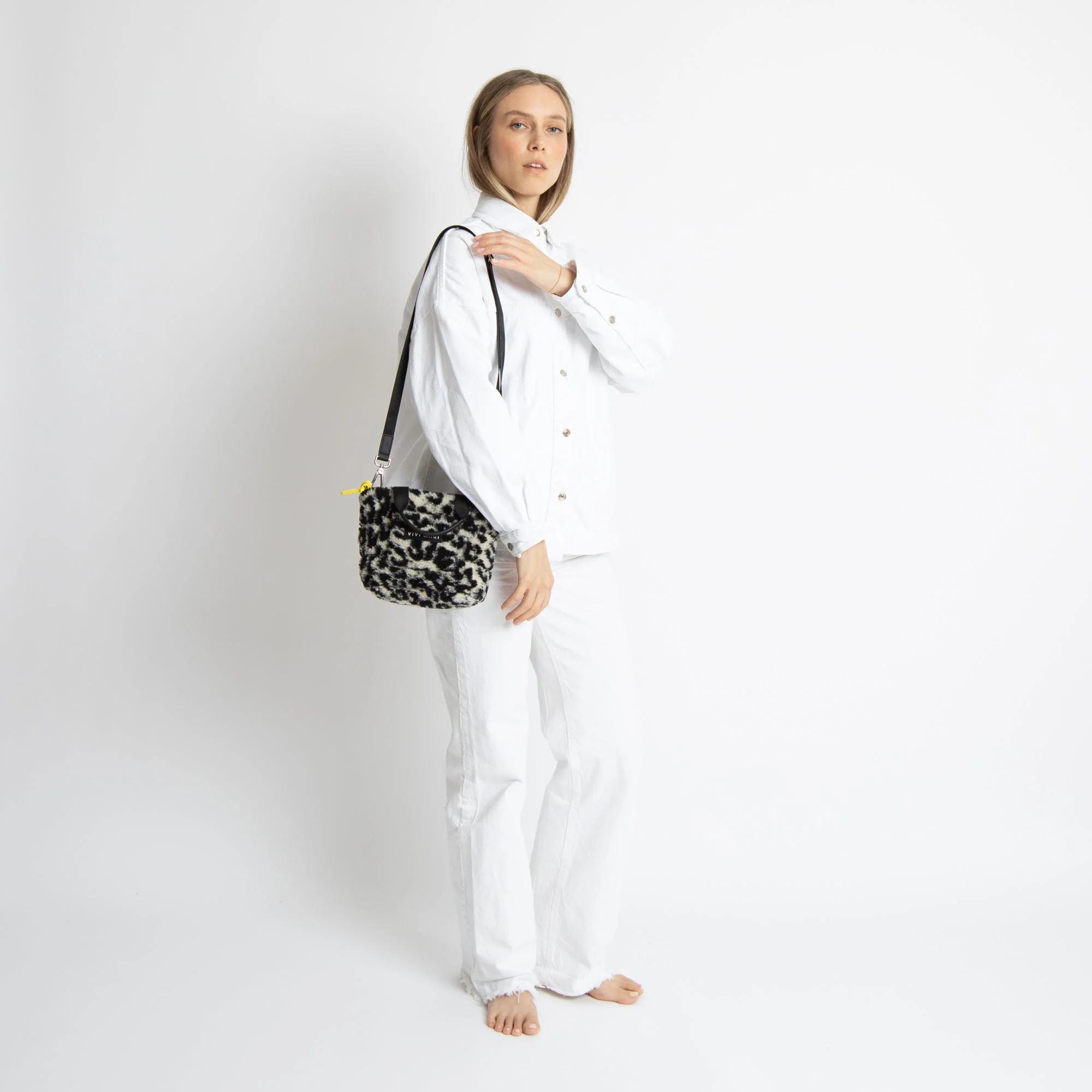 Teddy Tote Bag mini + strap basic woven slim - leo splashes black/sand - Image 4