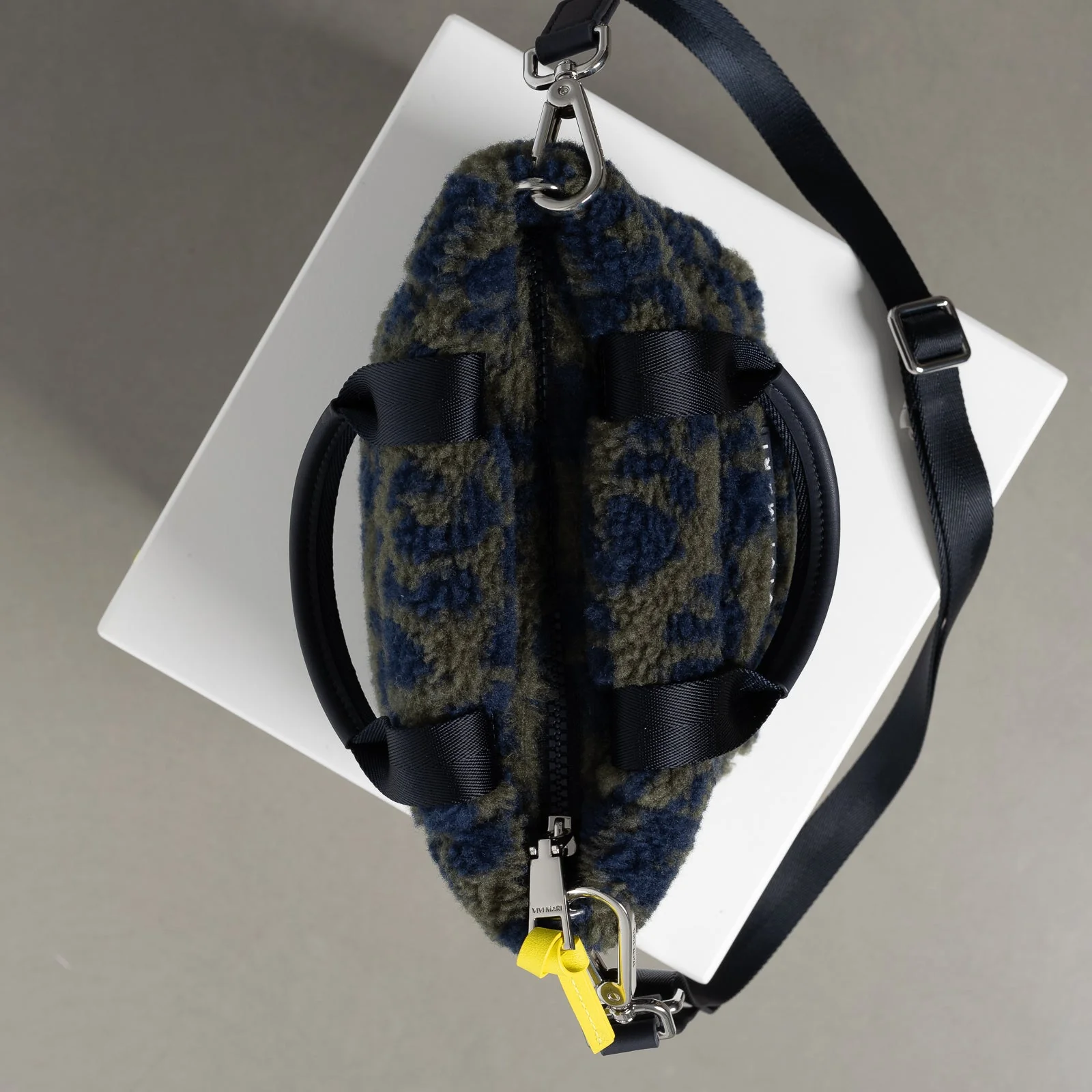 Teddy Tote Bag mini + strap basic woven slim - leo splashes navy/olive - Image 15