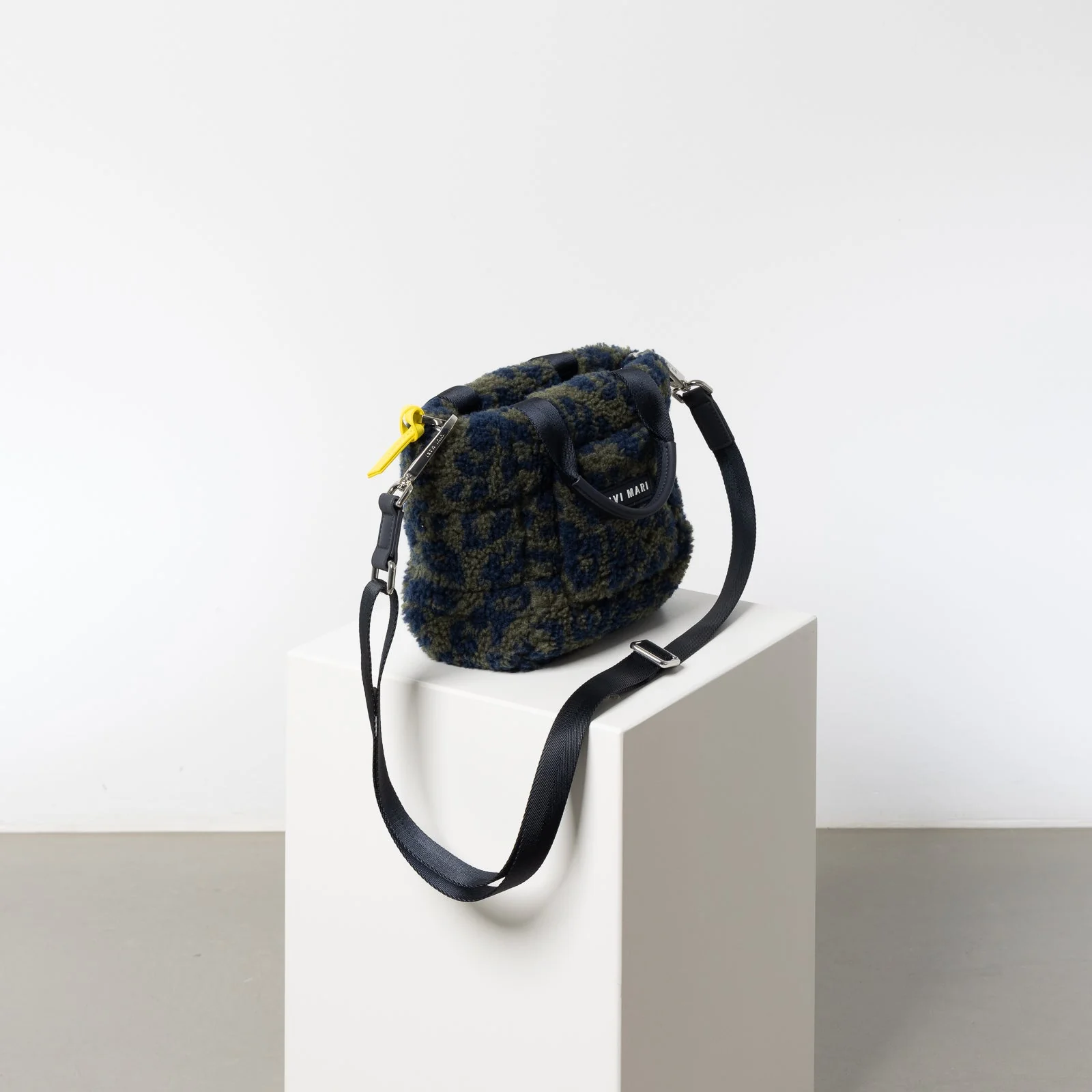 Teddy Tote Bag mini + strap basic woven slim - leo splashes navy/olive - Image 3