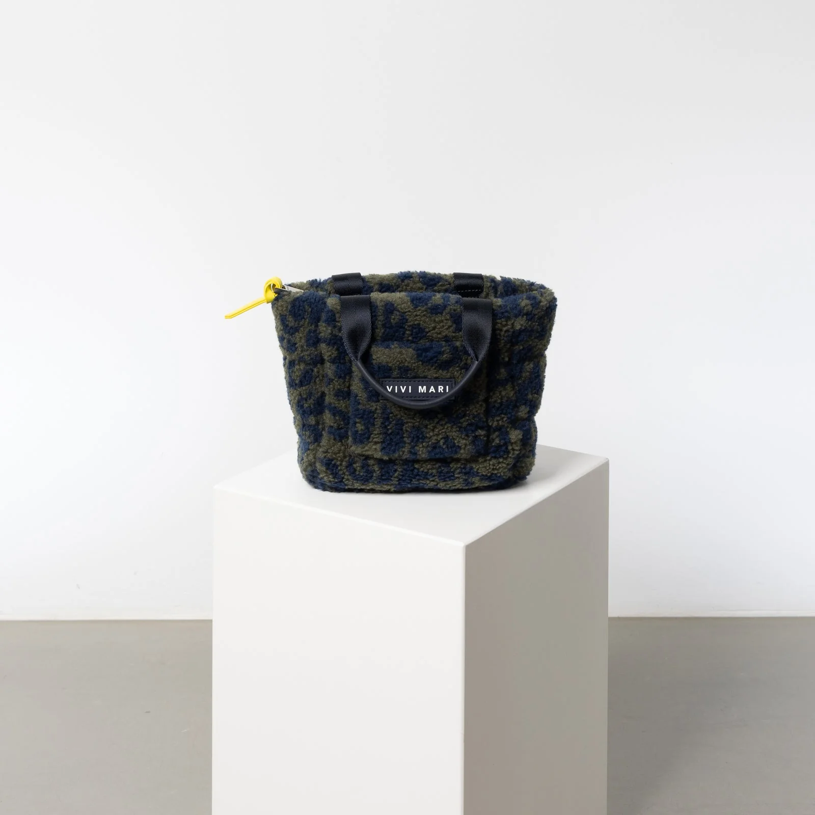 Teddy Tote Bag mini + strap basic woven slim - leo splashes navy/olive - Image 8