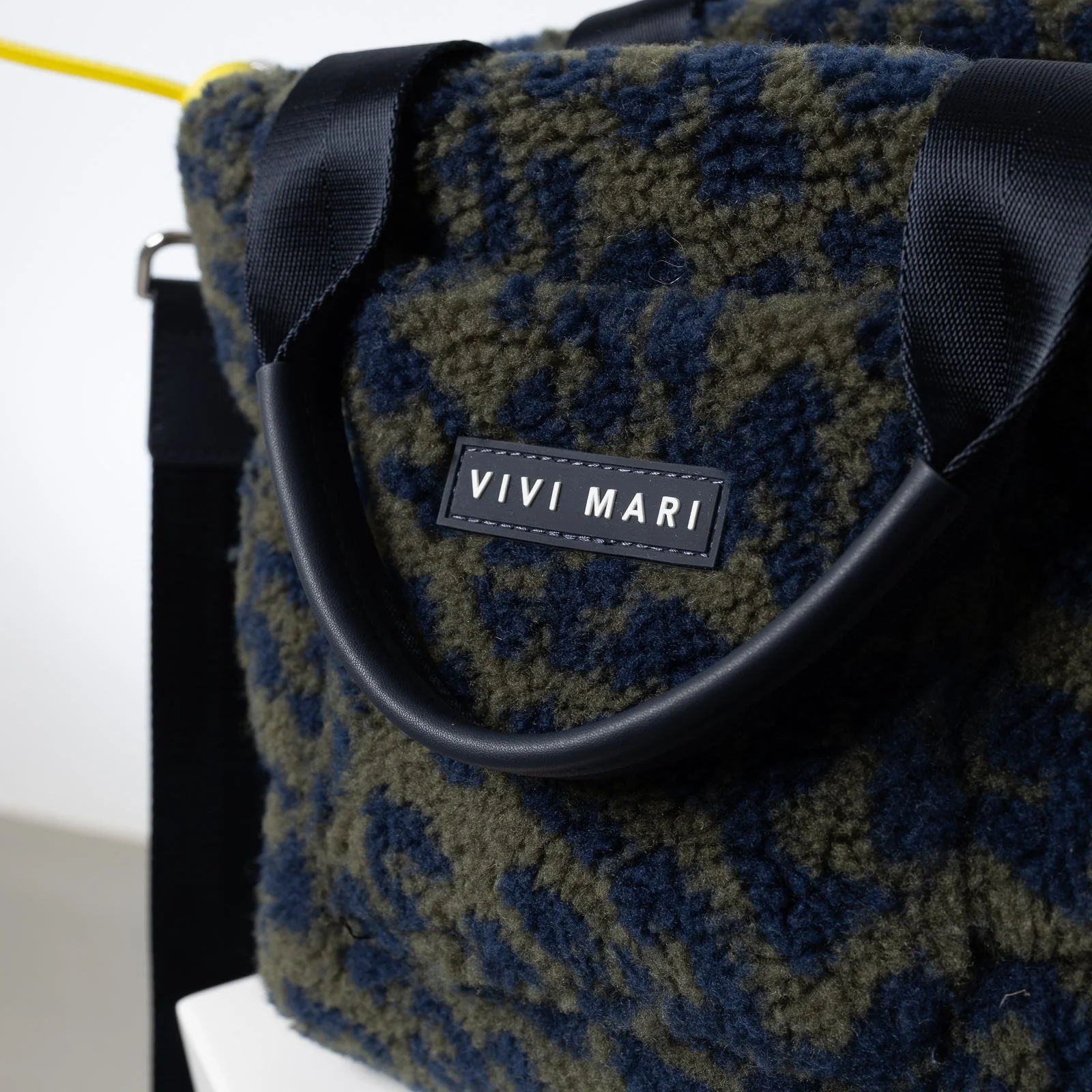 Teddy Tote Bag small + strap basic woven slim - leo splashes navy/olive - Image 5