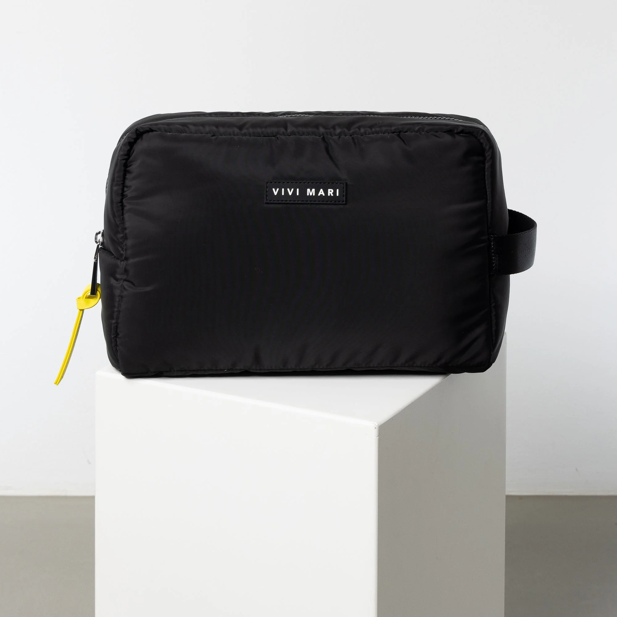 Toiletry Bag large - black