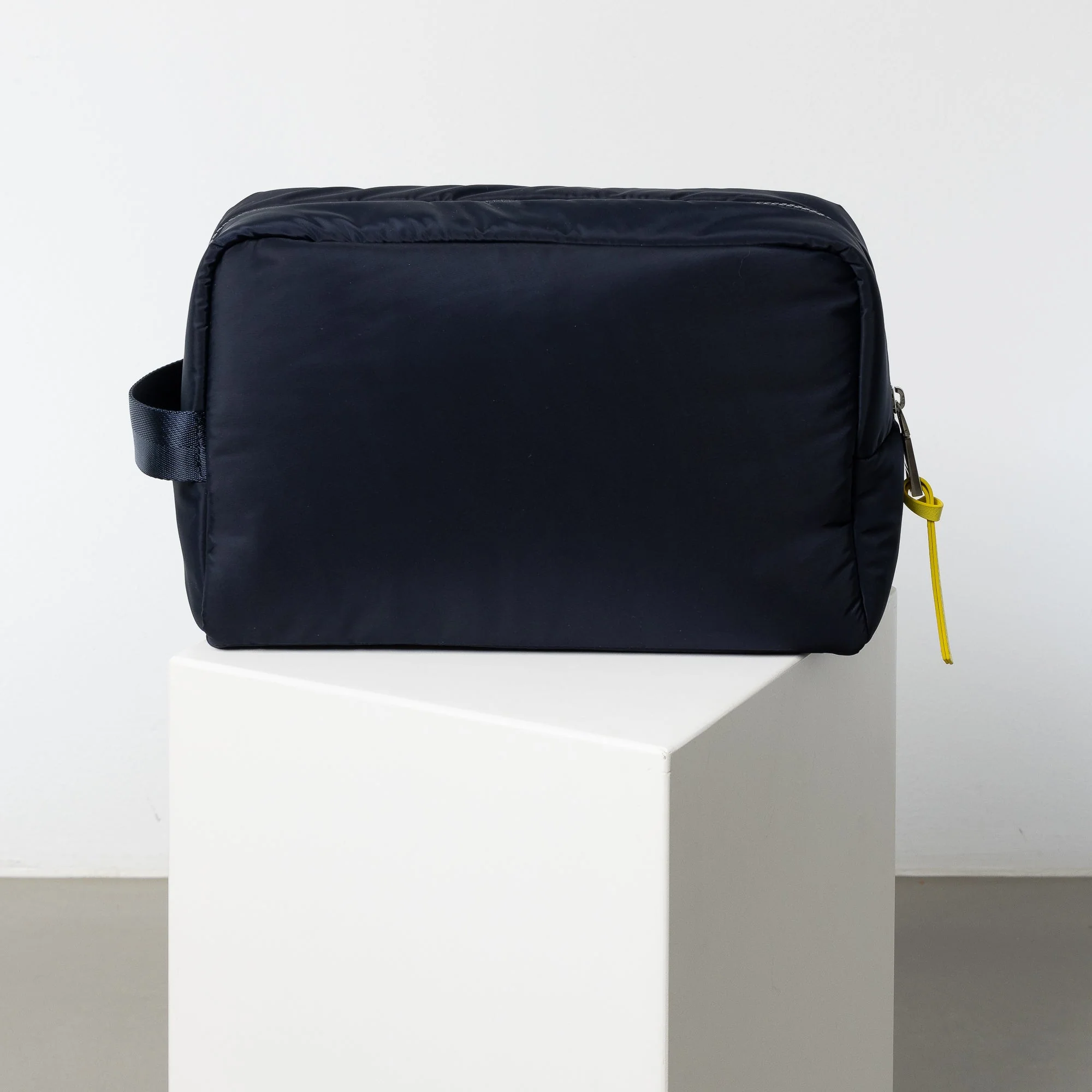 Toiletry Bag large - navy - Image 3