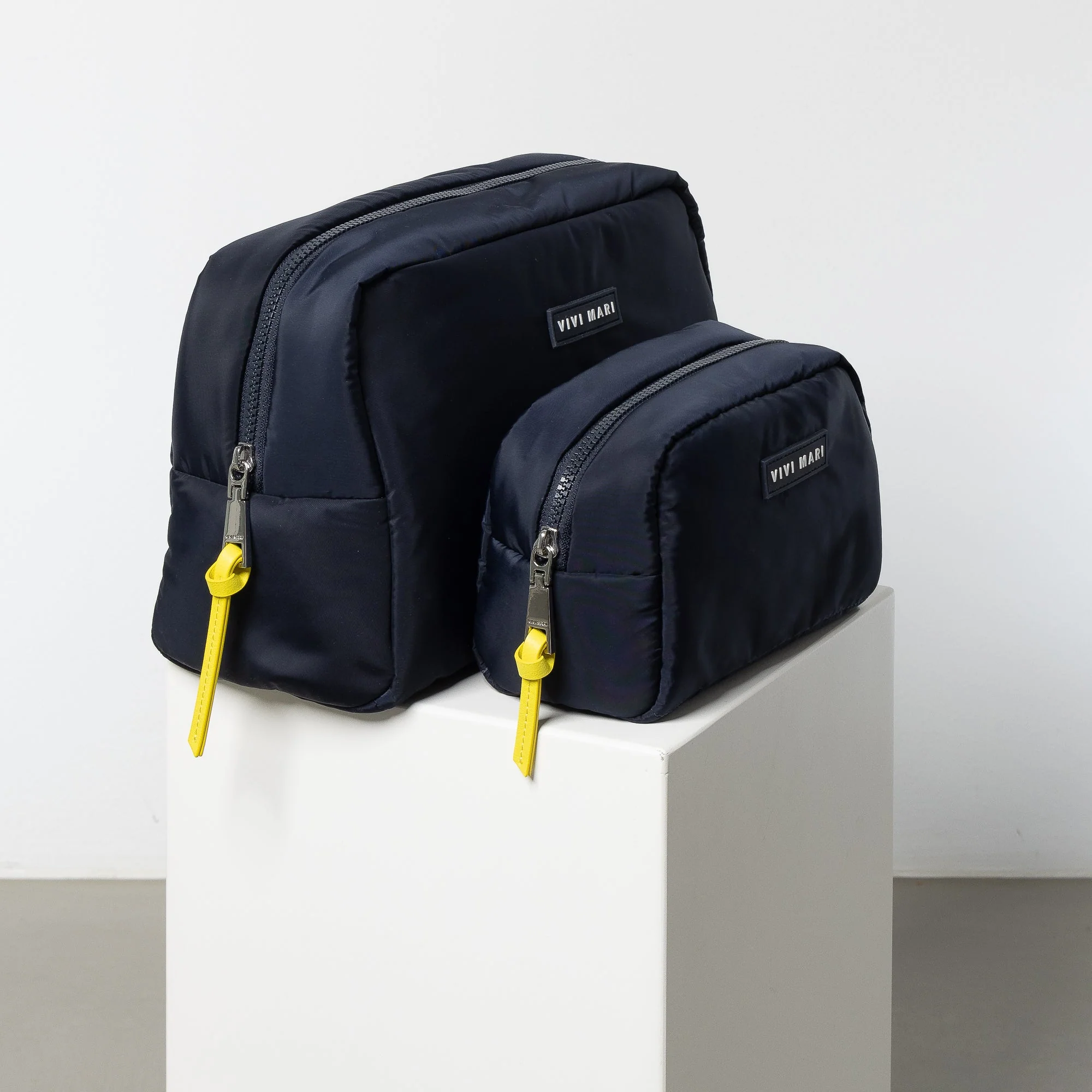Toiletry Bag large - navy - Image 7