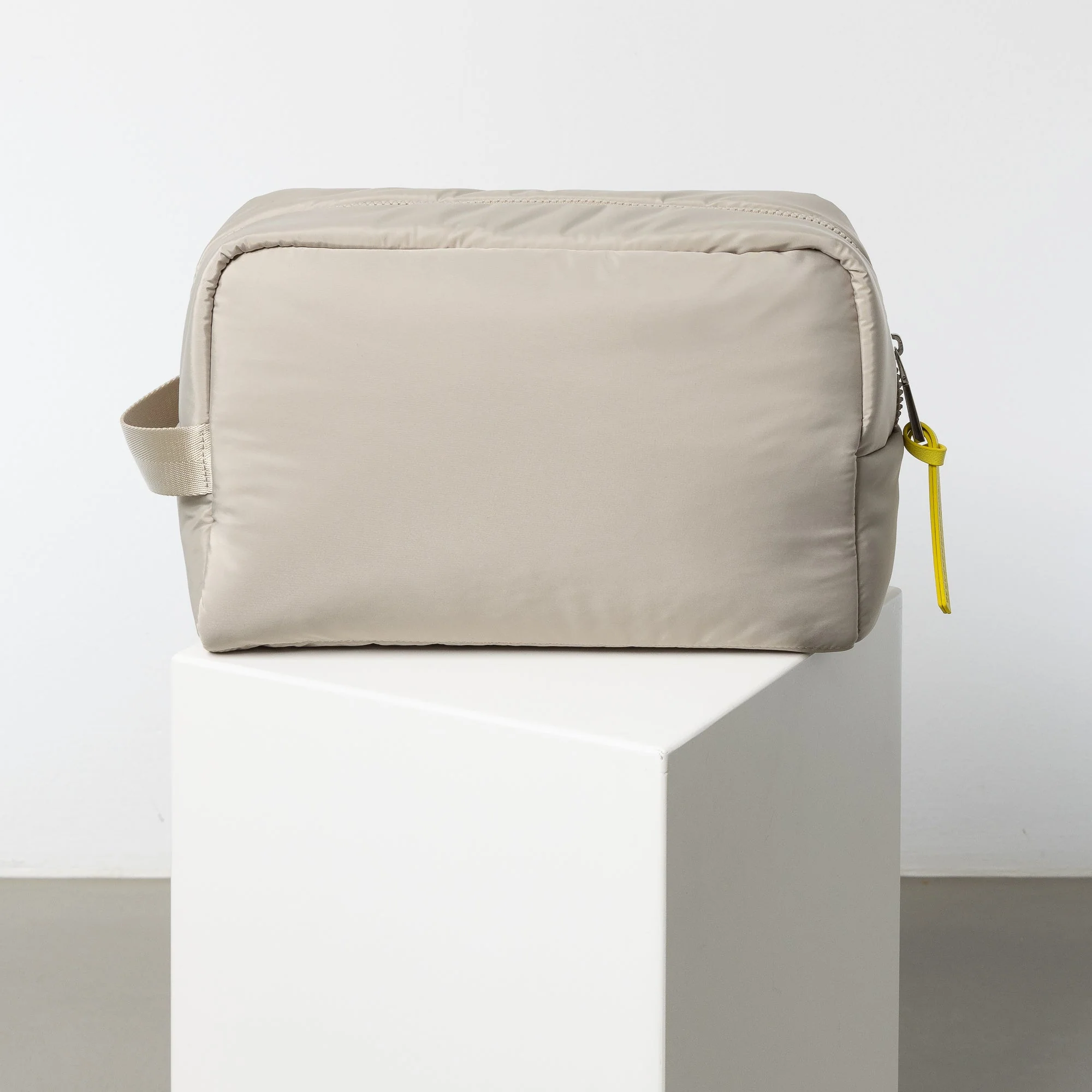 Toiletry Bag large - stone - Image 3