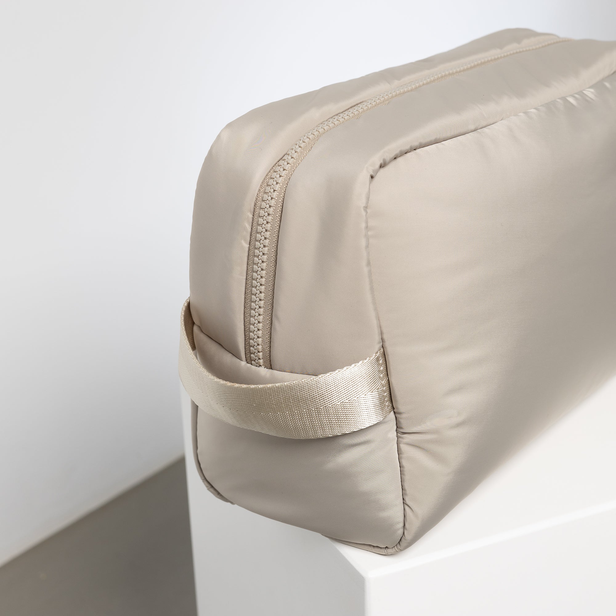 Toiletry Bag large - stone - Image 4