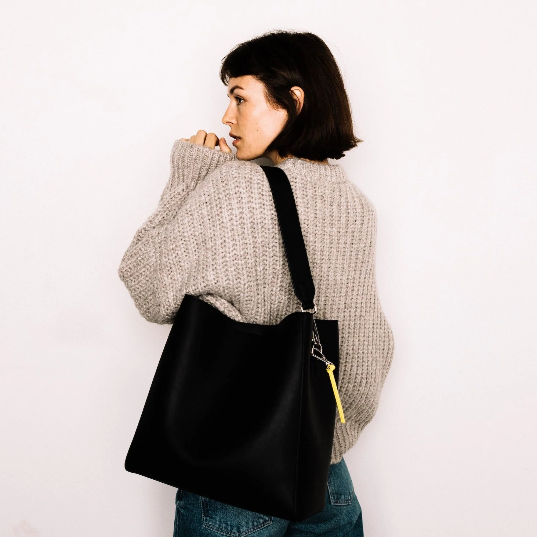 tote bag + strap basic classic - black - Image 12