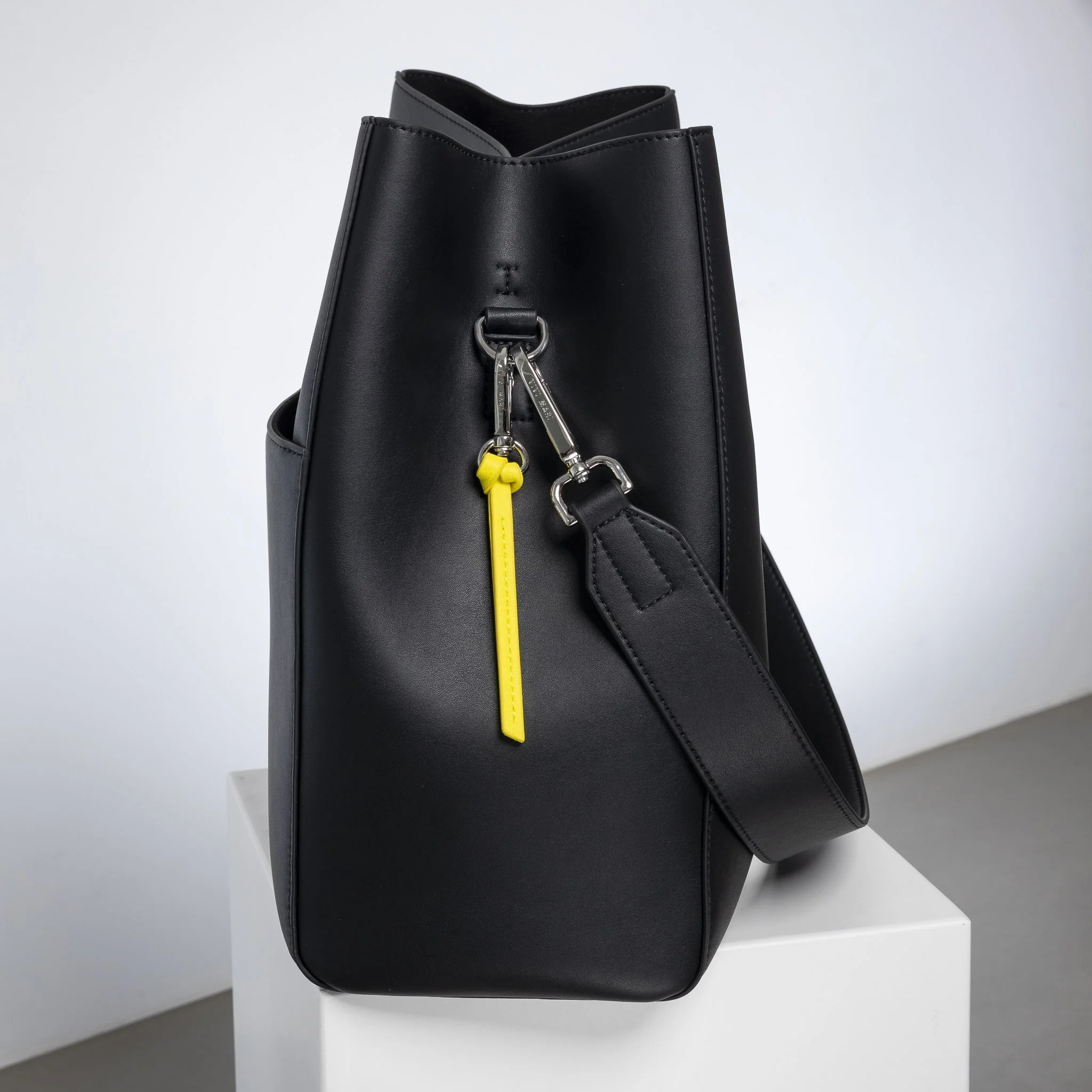 tote bag + strap basic classic - black - Image 14