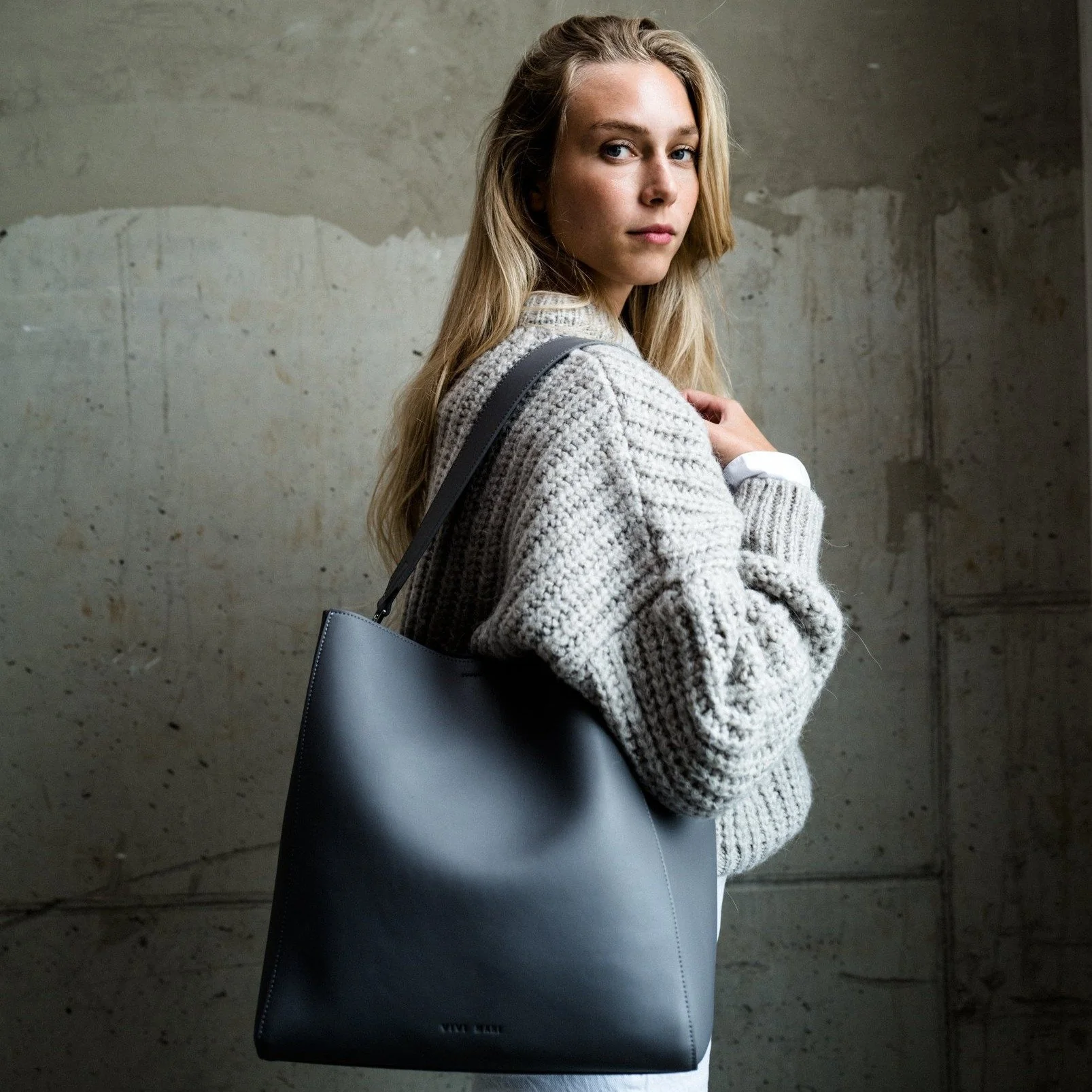 tote bag + strap basic classic - taupe - Image 5