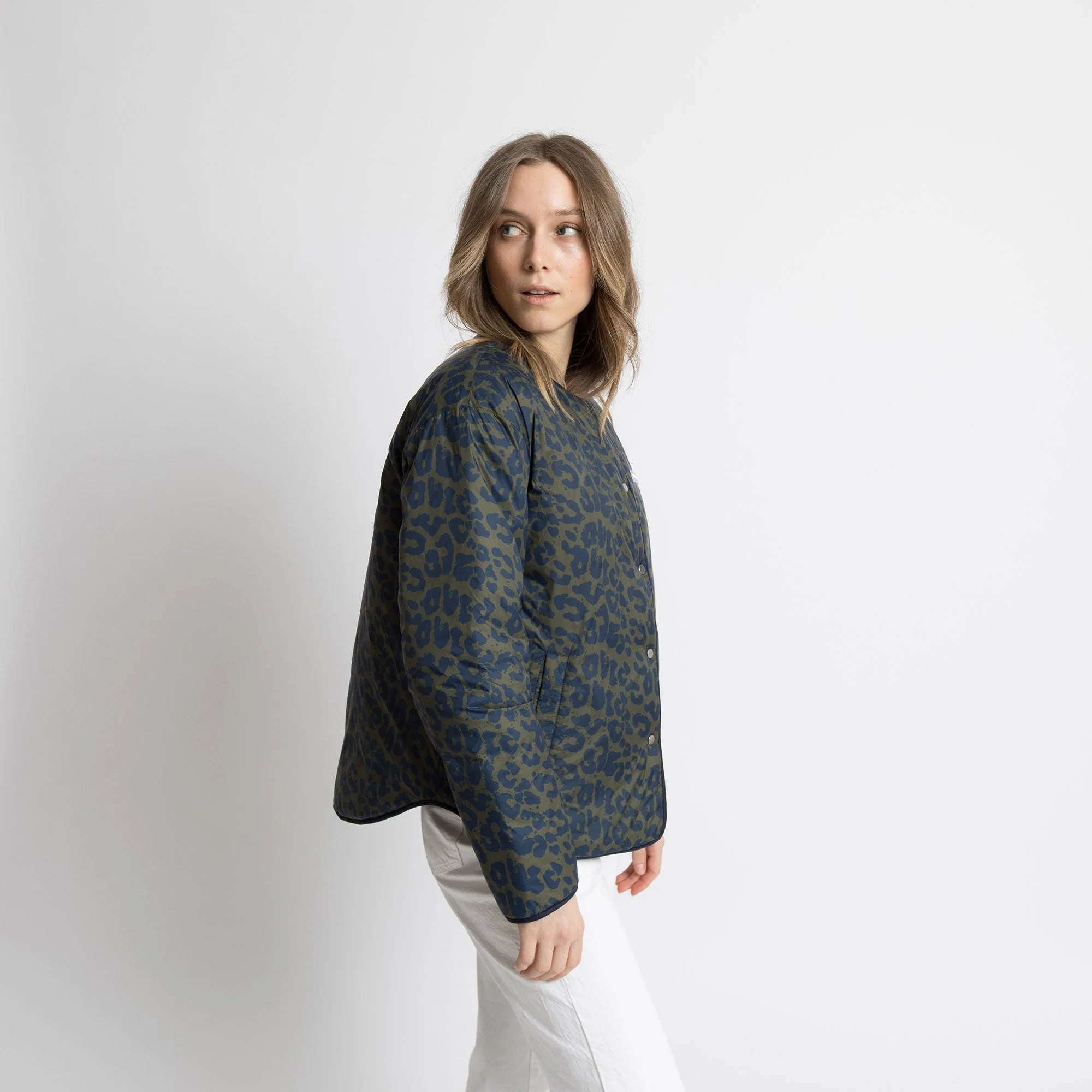 Ultra Light Puffer Jacket navy/leo navy-olive - Image 7