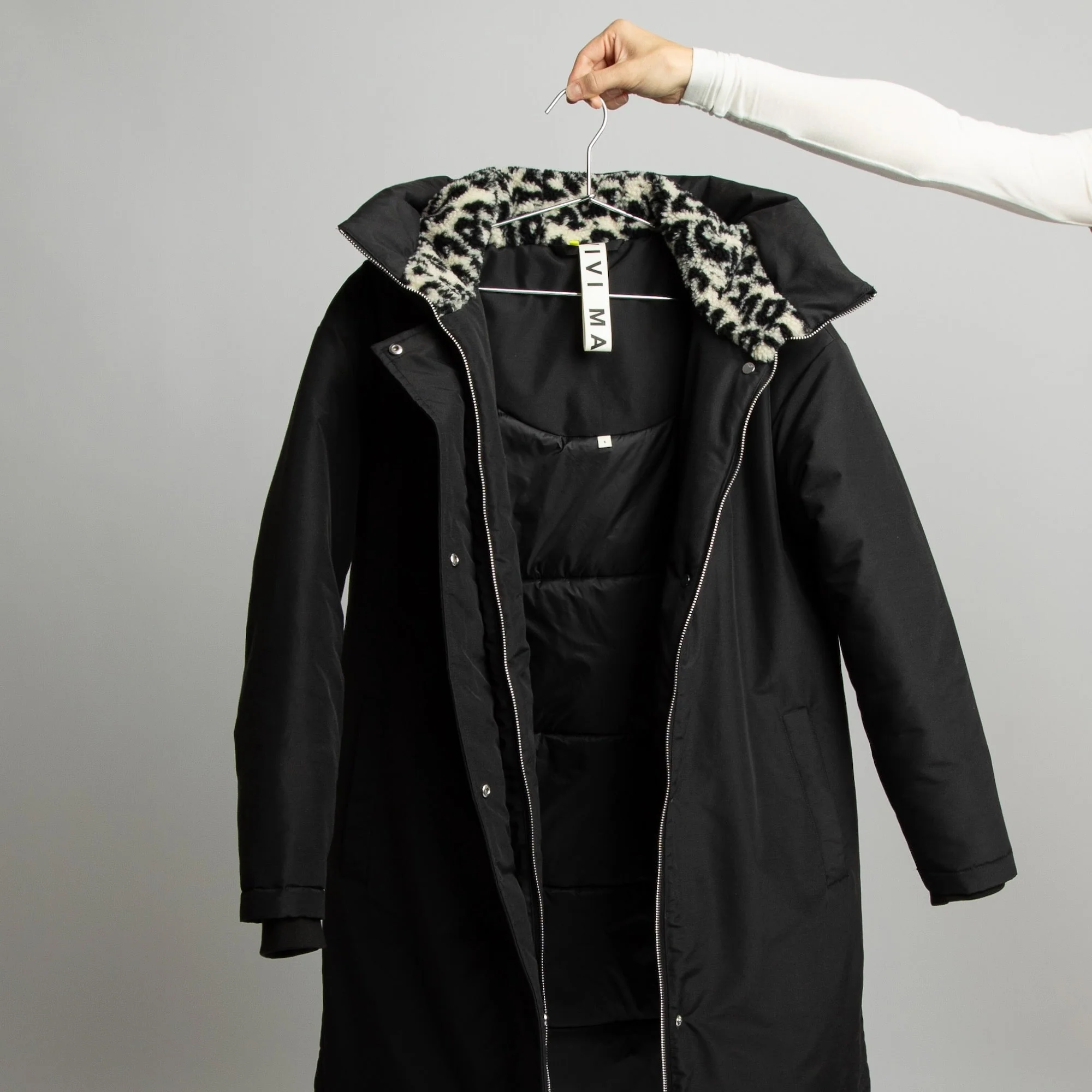 Winter Parka black/leo black-sand - Image 10
