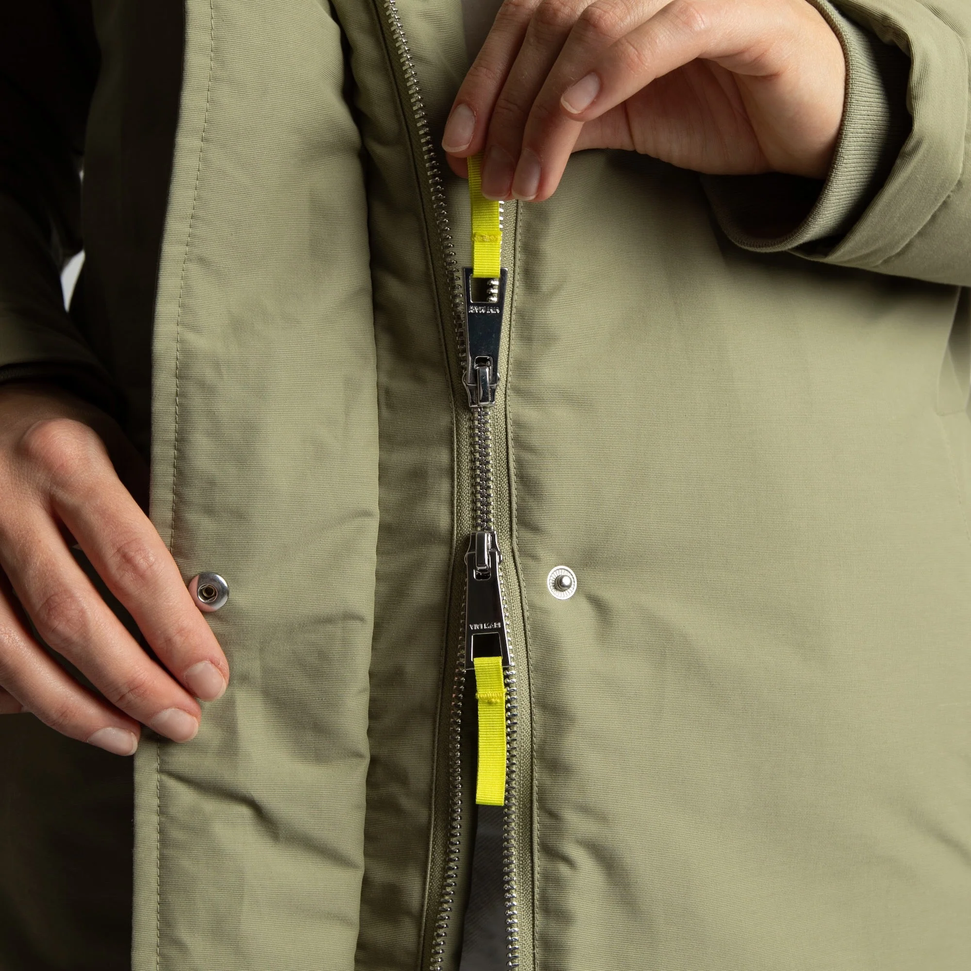 Winter Parka pale olive/sand - Image 16